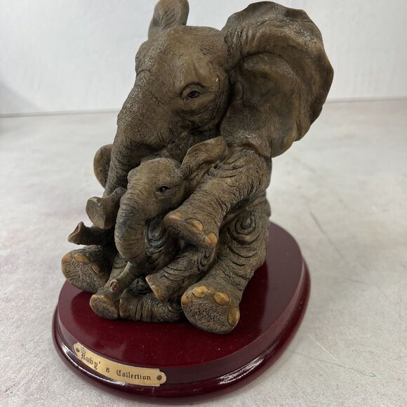 Ruby's Collection African Elephant Mother & Child‎ Teardrop Figurine 7"H - Picture 2 of 12